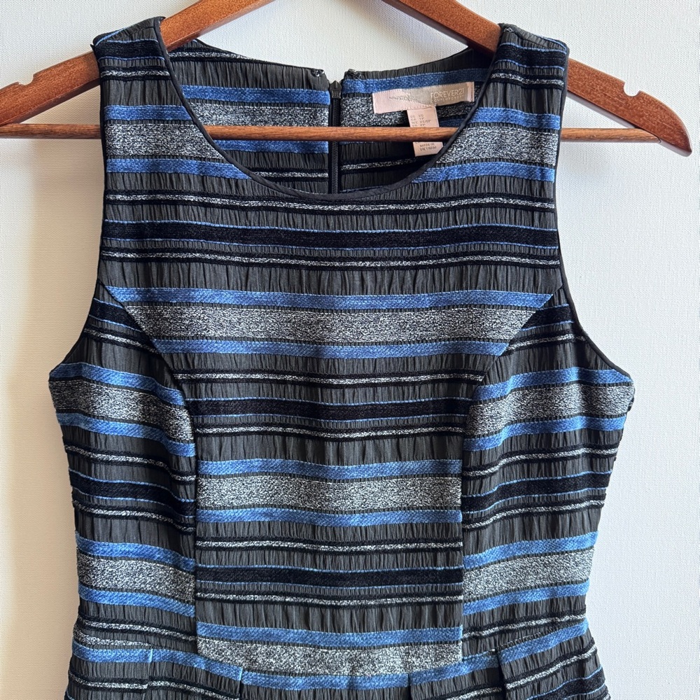 Forever 21 Blue & Black Striped Sleeveless Fit and Flare Pleated Dress Size XS - Picture 3 of 12